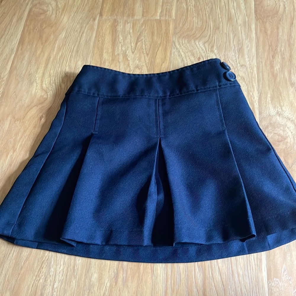 girls uniform skirt